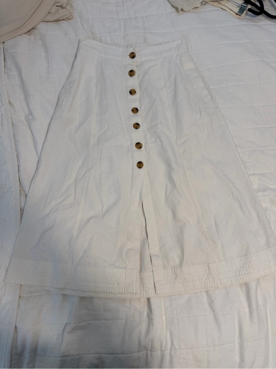 Universal Thread Dresses & Skirts - Universal Thread White Button-Front A-Line Skirt